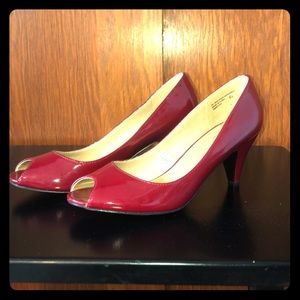 Mossimo red open toe shoes -sz 6 1/2